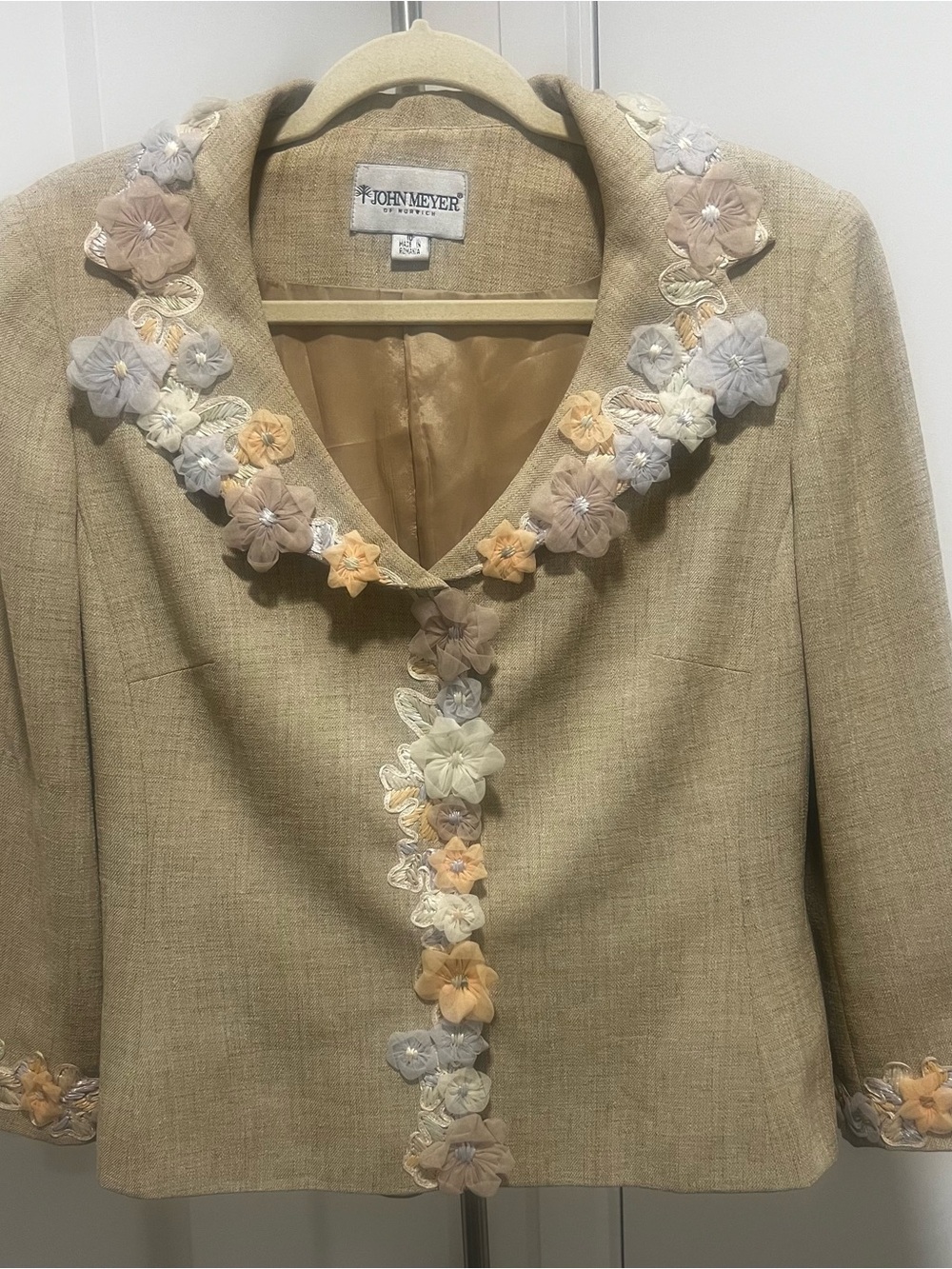 John Meyer Beige Floral-Appliqué Blazer